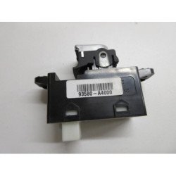 Interrupteur De Leve Vitre Arriere Gauche Kia Carens 4 Phase 1